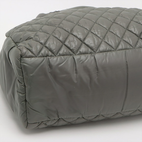 CHANEL Coco Cocoon nylon leather tote bag - Picture 4 of 14